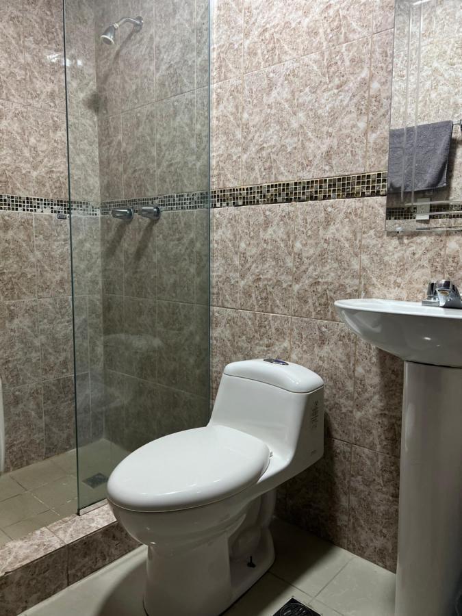 La Cubana Hotel & Suites Colon Exterior photo